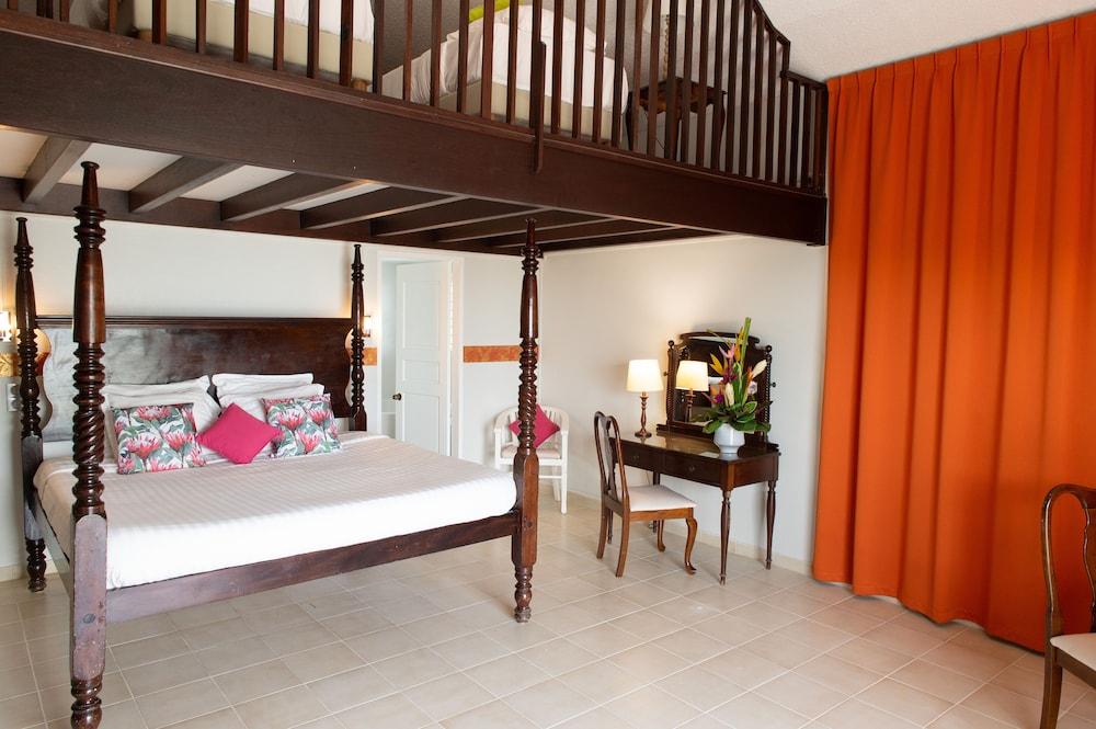 Hotel Fregate Bleue Ле-Франсуа Екстер'єр фото